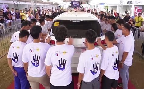 pinay tinira sa sasakyan|Kalahok na nanalo ng bagong SUV, mahigit 2 araw na 'di inalis .